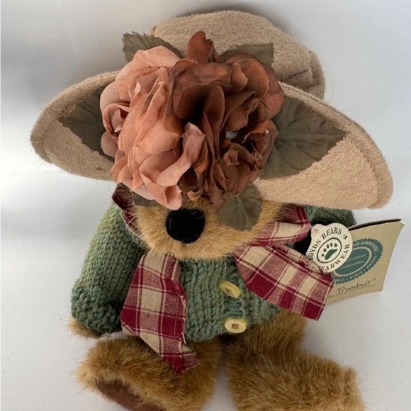 Mrs. Trumbull Boyd’s Bear Jointed Plush JB Bean RETIRED Collectible Teddy Bear - Picture 2 of 10